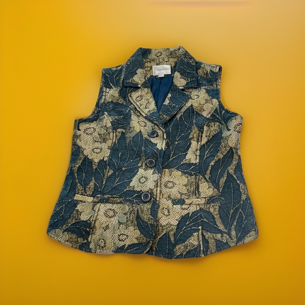 Nice! Erin London Women's Floral Lined Vest Size Petite Small‎